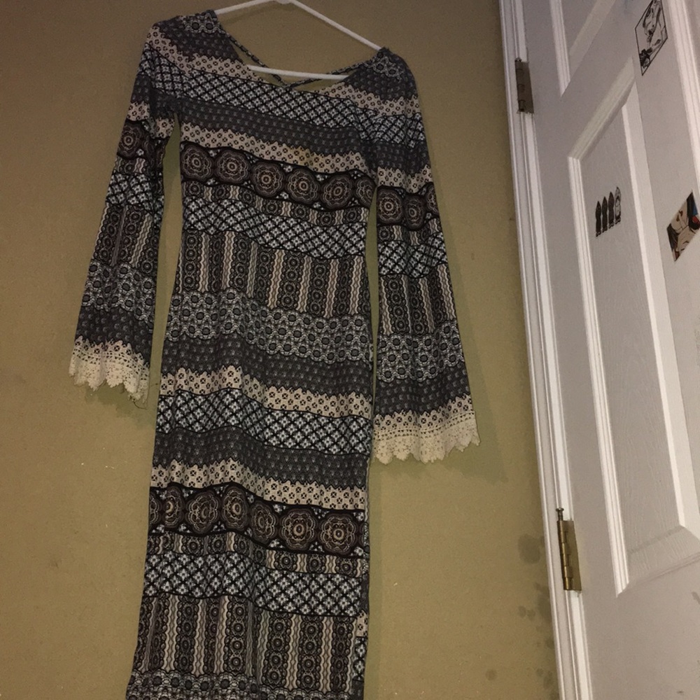 Fitted dress - Picture 2 of 2